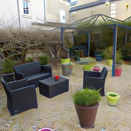 Logis Hotel Le Pelican Vernantes Exterior foto