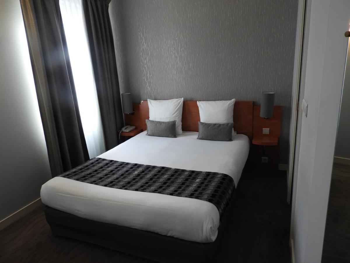 Logis Hotel Le Pelican Vernantes Exterior foto
